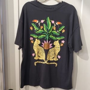 Black Graphic T-shirt Size S